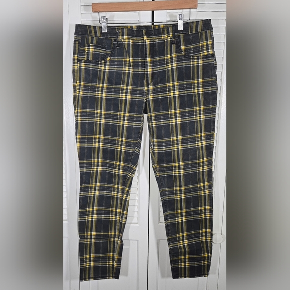 wild fable Denim - Wild Fable Black Yellow Plaid Cotton Blend Mid Rise 5 Pocket Denim Pants Sz 18
